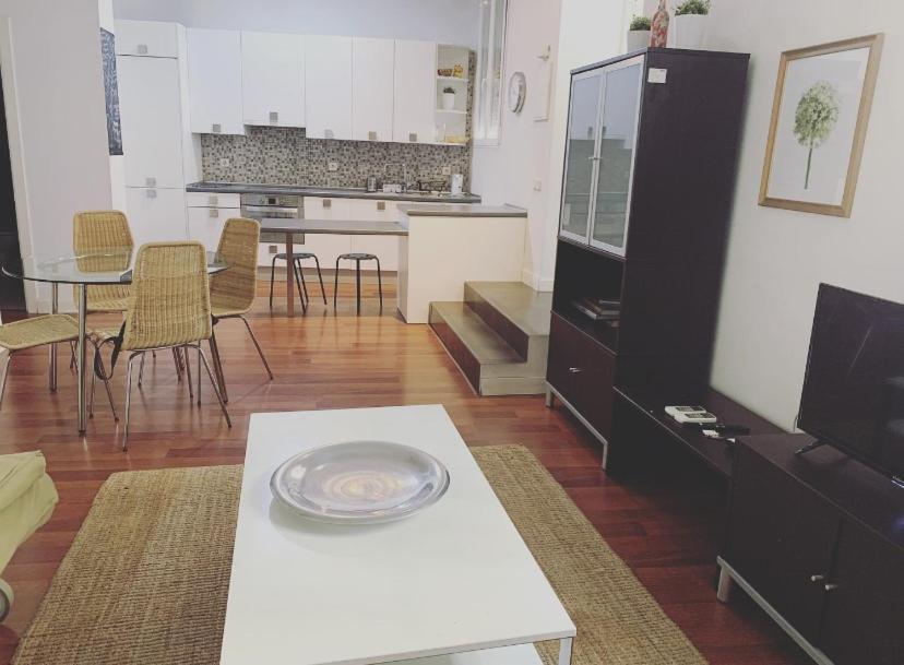 Ferienwohnung Apartamento De Lujo II En Madrid Centro Exterior foto