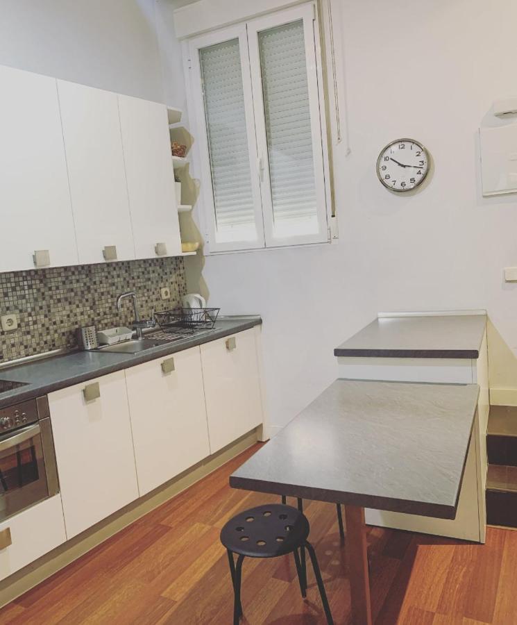 Ferienwohnung Apartamento De Lujo II En Madrid Centro Exterior foto